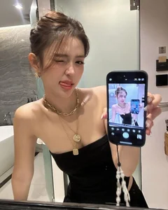 Radiant Beauty and Grace: Capturing the Best Moments of Dong Nai’s Viral Hot Girl - image 4