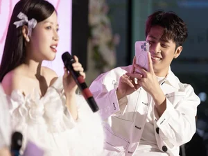 Comedian Puka and Gin Tuấn Kiệt: Stylish Maternity Moments and Sweet Couple Highlights - image 3