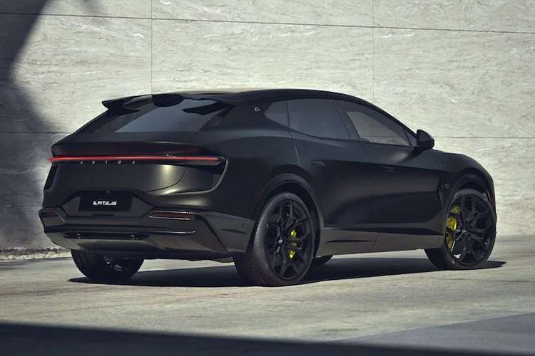 Lotus Eletre PHEV 939HP: The Ultimate Fusion of Power and Futuristic Design