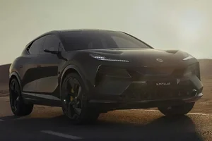 Lotus Eletre PHEV 939HP: The Ultimate Fusion of Power and Futuristic Design - image 8