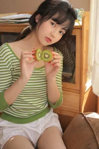 Stunning Visuals of Zhou Zi Xin in YiTuYu Art Language Vol.5815 - image 2