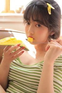 Stunning Visuals of Zhou Zi Xin in YiTuYu Art Language Vol.5815 - image 22