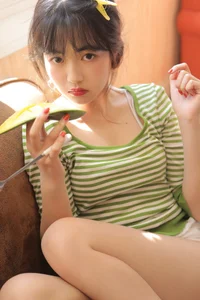 Stunning Visuals of Zhou Zi Xin in YiTuYu Art Language Vol.5815 - image 9