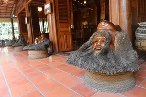 The Remarkable House Built from 4,000 Coconut Trees in Vinh Long - image 7