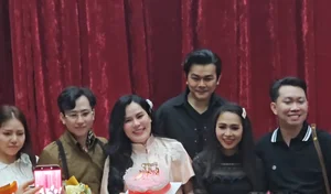 Phuong Le Birthday Controversy at Vu Luan Show: Netizens React to Recent Events - image 2