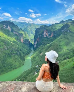 Nho Que River Boat Tours Suspended: What Travelers Need to Know About Ha Giang’s Iconic Landmark - image 4