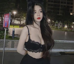 Rising Female Streamer Captivates Online Community with Ethereal Angel-Themed Photoshoot - image 9