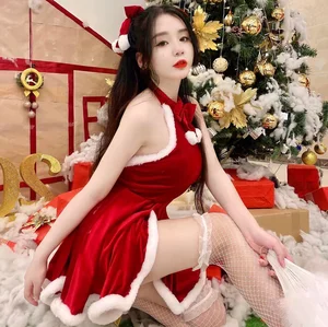 Rising Female Streamer Captivates Online Community with Ethereal Angel-Themed Photoshoot - image 1