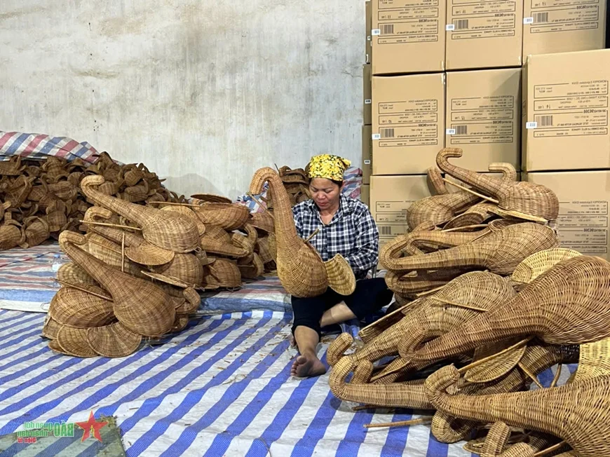The Art of Fern Weaving in Phu Tuc: Discovering Vietnam's Traditional Eco-Friendly Craft Village