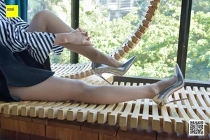 Lai Lai in Silver Stilettos: High-Fashion Sophistication in 丝享家147 - image 5