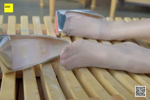 Lai Lai in Silver Stilettos: High-Fashion Sophistication in 丝享家147 - image 40