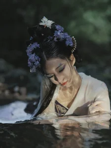 Timeless Elegance in YiTuYu Art Language Vol.4827 Lin Lang - image 3