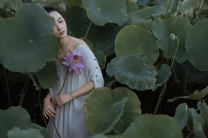 YiTuYu Art Language Vol.10310: Capturing the Aesthetic Charm of Model Hanhan - image 12