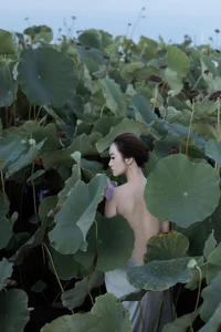 YiTuYu Art Language Vol.10310: Capturing the Aesthetic Charm of Model Hanhan - image 13