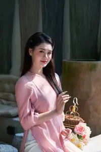Elegant Vietnamese Beauty: Discovering a Girl's Grace in Gentle Sunlight - image 12