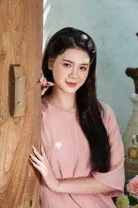 Elegant Vietnamese Beauty: Discovering a Girl's Grace in Gentle Sunlight - image 5