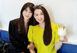 Lã Thanh Huyền & Kim Tuyến's Beauty Blossoms: Enduring Friendship Since Women of the 21st Century - image 8