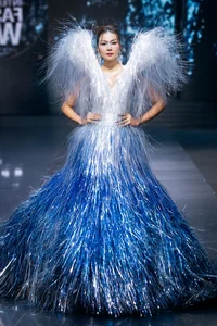 Miss Thanh Thuy Shines on the Vietnam International Fashion Week 2025 Runway - image 2