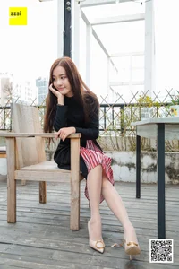 Elegant Chinese Model Wan Ping in IESS Succulent Garden Collection - image 22