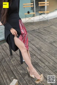 Elegant Chinese Model Wan Ping in IESS Succulent Garden Collection - image 178