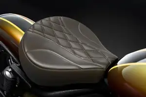 Explore Royal Enfield Classic 650 125th Anniversary Edition Details: Unique Classic Charm - image 3