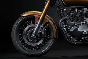 Explore Royal Enfield Classic 650 125th Anniversary Edition Details: Unique Classic Charm - image 2