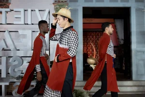 Cultural Fusion: The Universal Appeal of the Vietnamese Ao Dai Through a Global Lens - image 14