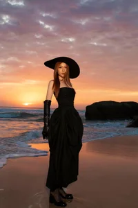 Huynh Uyen An’s Stunning Transformation: Tran Thanh’s Sister Returns with a Bold New Look - image 0