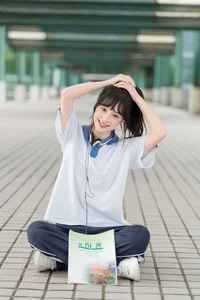 Xia Yu Xiao Nian Featured in YiTuYu Art Language Vol.7434 - image 5