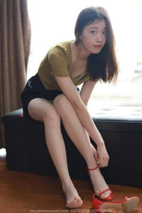 Elegant High-Slit Dress Collection Featuring Xiao Jiu for IESS - image 37