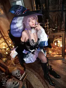 Coser Machi Transforms into Herta Honkai Star Rail: A Stunning Cosplay Gallery You Can't Miss - image 3