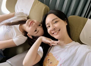 Chi Pu Hosts Chinese Celebrities for an Unforgettable Tour of Vietnam - image 9