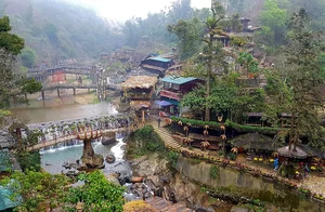 Discover the Breathtaking Beauty of Sa Pa: Vietnam’s Iconic Terraced Rice Fields and Misty Mountain Landscapes - image 4