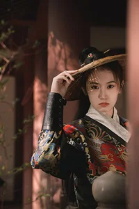 YiTuYu Art Language Vol.8128 Featuring Model Liu Liu - image 1