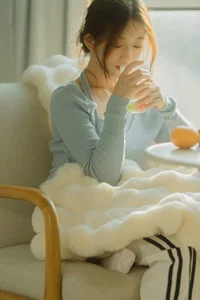 Captivating Grace: YiTuYu Art Language Vol.4814 Featuring the Radiant Model Yu Er - image 13