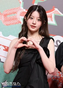 SBS Gayo Daejeon 2024: A Spectacular Battle of Visuals and K-Pop Fashion Icons - image 40