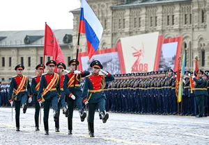 Vietnam’s Military Presence at Moscow’s Red Square Parade: A Stunning Visual Gallery - image 10