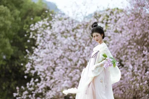 Ethereal Spring Muse: YiTuYu Vol.8958 Xiao Y Jin Tian Ye Hen Kai Xin - image 11