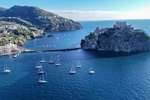 Affordable Yachting Vacations: How to Sail for Less Than a Hotel Stay - image 12