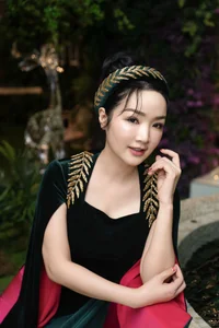 Miss Giang My Radiates Elegance as the Muse for Vo Viet Chung's Ao Dai - image 0