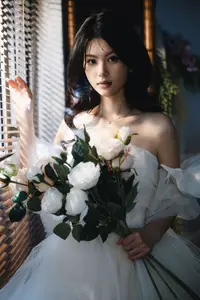 YiTuYu Art Language Vol.8775 Dan Dan: A Muse at the Piano - Melody of Pure Elegance - image 3