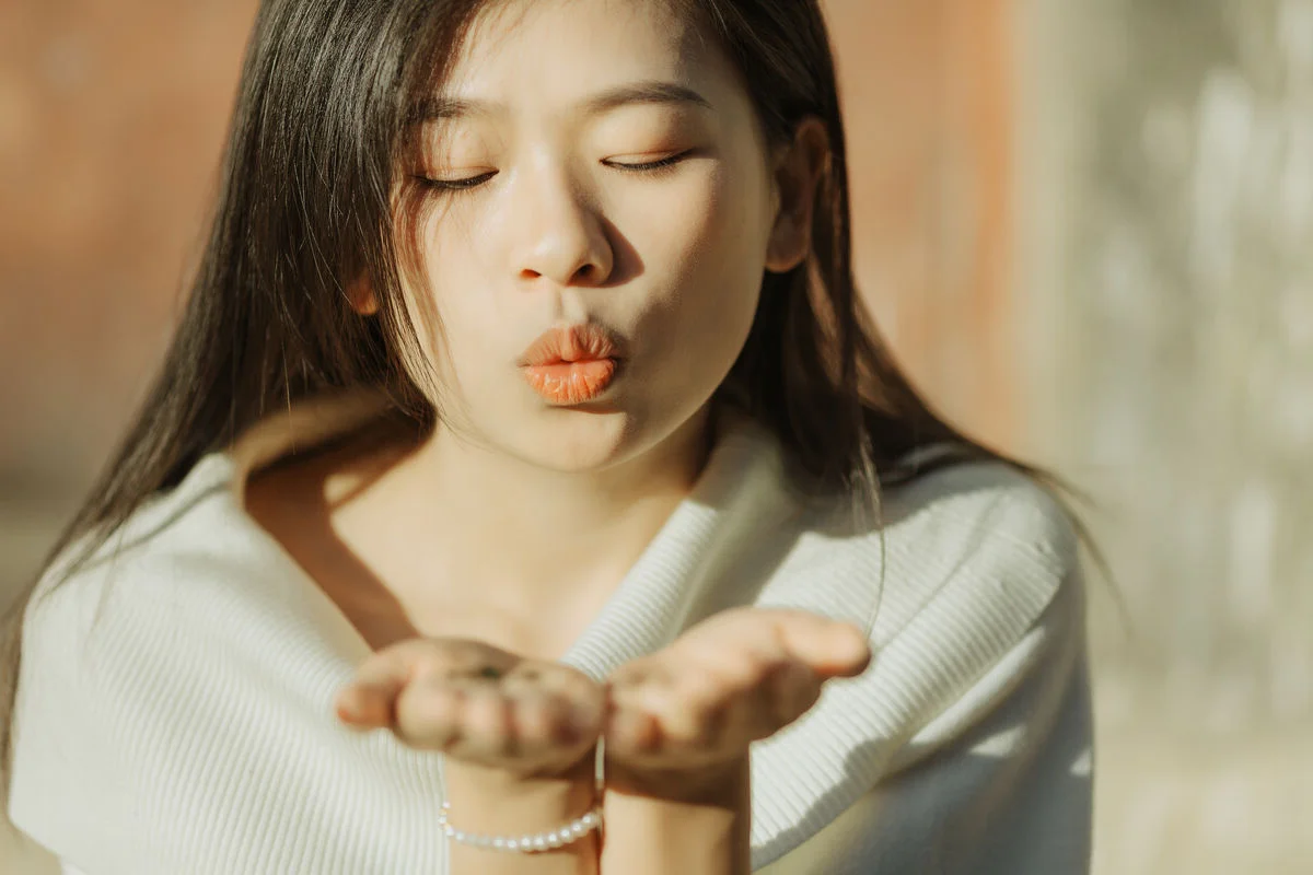 Serene winter afternoon with Wo Shi Xiao Long Ya - YiTuYu Vol.8917