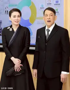Queen Suthida of Thailand: An Icon of Elegant Fashion Blending Tradition and Modernity - image 1