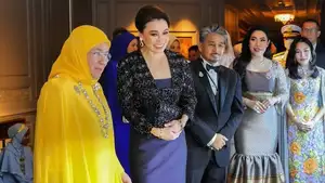 Queen Suthida of Thailand: An Icon of Elegant Fashion Blending Tradition and Modernity - image 2