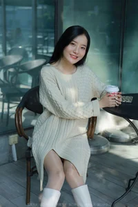 The White Boot Trend: Wanping's Modern Princess Aesthetic - image 16