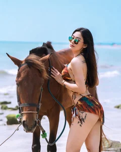 Thin Zar Wint Kyaw: Myanmar’s Boldest Fashion Icon in Stunning Detail - image 4