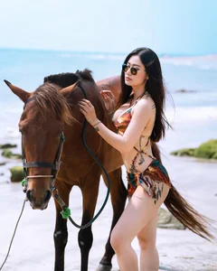 Thin Zar Wint Kyaw: Myanmar’s Boldest Fashion Icon in Stunning Detail - image 9