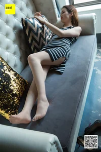 IESS 275 Jiu Mei: A Bold and Cool Take on Modern Asian Fashion and Hosiery Style - image 69
