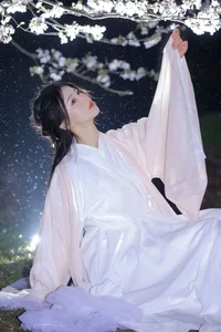 YiTuYu Art Language Vol.6792: Xiao Yang Showcases Modern Elegance in Artistic Photography - image 13