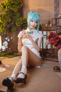 Hatsune Miku Cosplay by Mu Mian Mian VwV - YITUYU Art - image 9